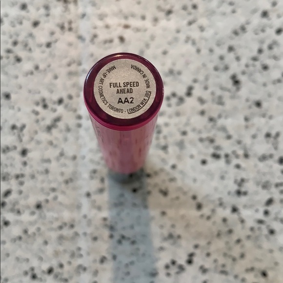 NEW MAC Cosmetics Full Speed Ahead Pro Longwear LipGlass - Picture 7 of 8